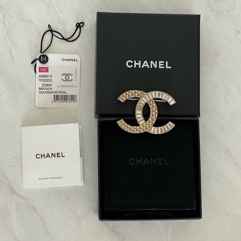 SOLD ❌ 18C Chanel Brooch Baguette Crystal Silver and Quilted Light Gold CC